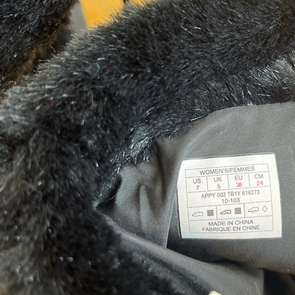 The North Face Goose Down Insulated Lace Up Black boots US Size 7 EUR38| Women - Picture 13 of 16